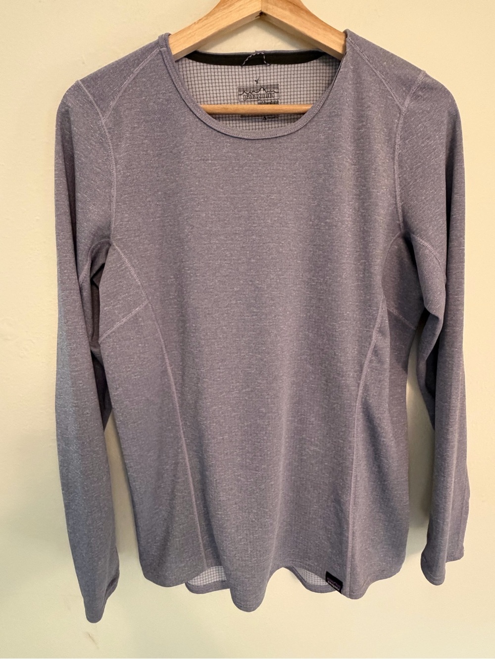 Light lilac Capeline‎ base layer size M